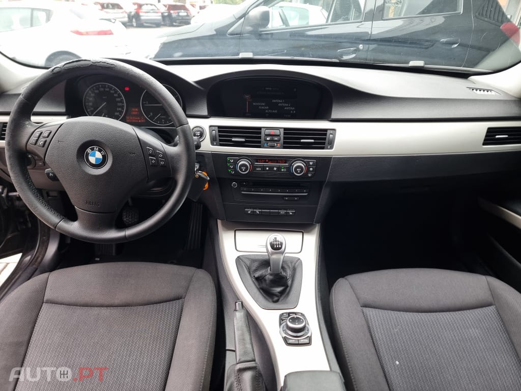 BMW 318 d Touring