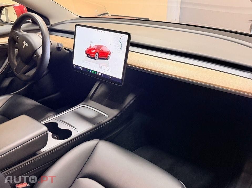 Tesla Model 3 Standard Range Plus RWD