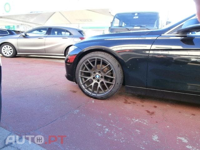 BMW 320 d Touring Ef.Line Sport Auto