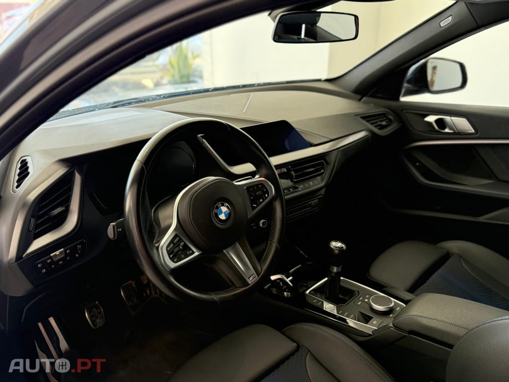 BMW 116 d Pack Desportivo M