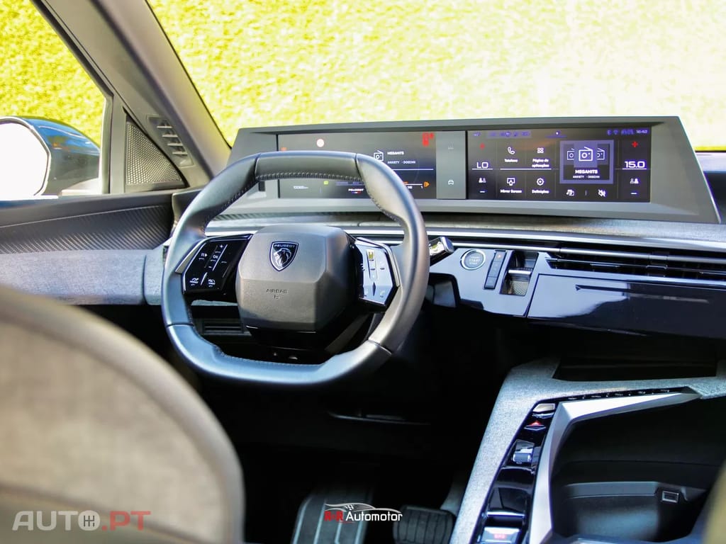 Peugeot 5008 1.2 Hybrid Allure e-DCS6
