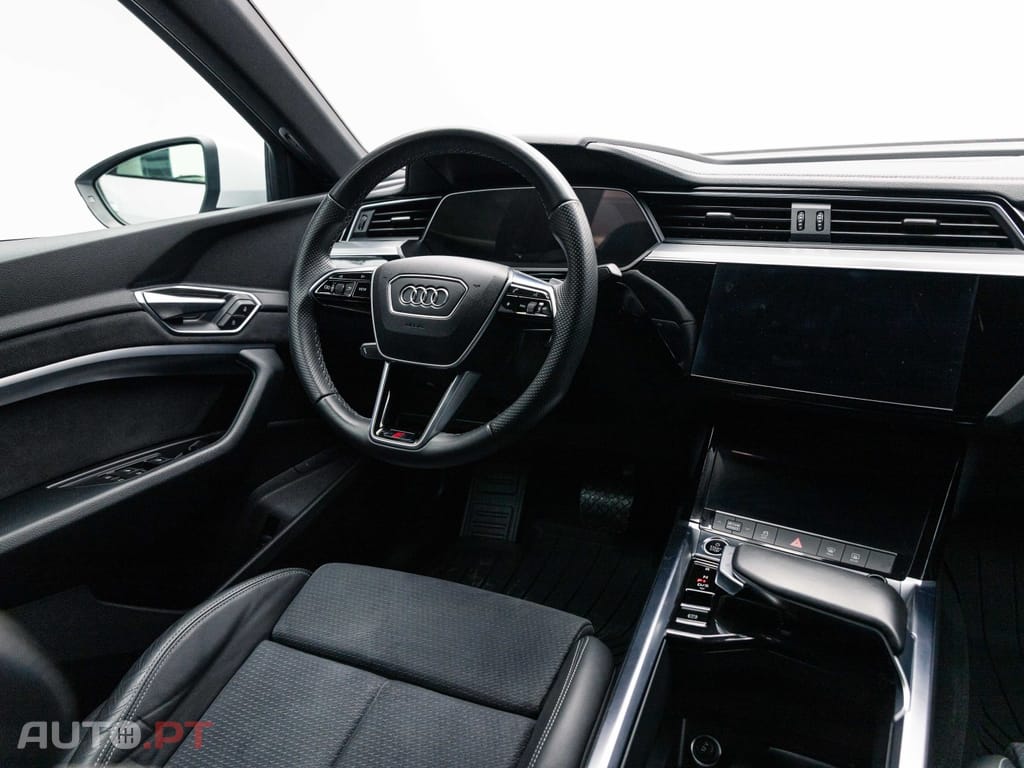 Audi E-Tron 55 quattro S line