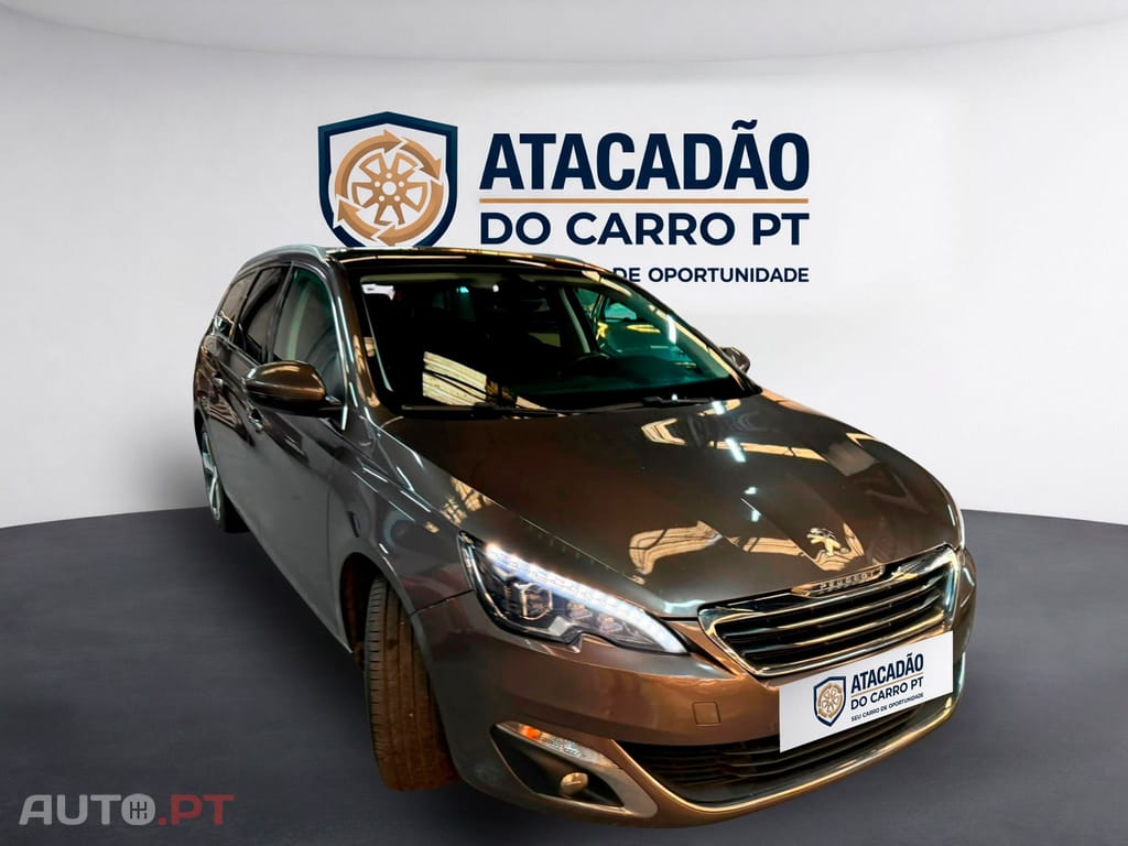 Peugeot 308 SW 1.2 e-THP Allure — fotografia 5