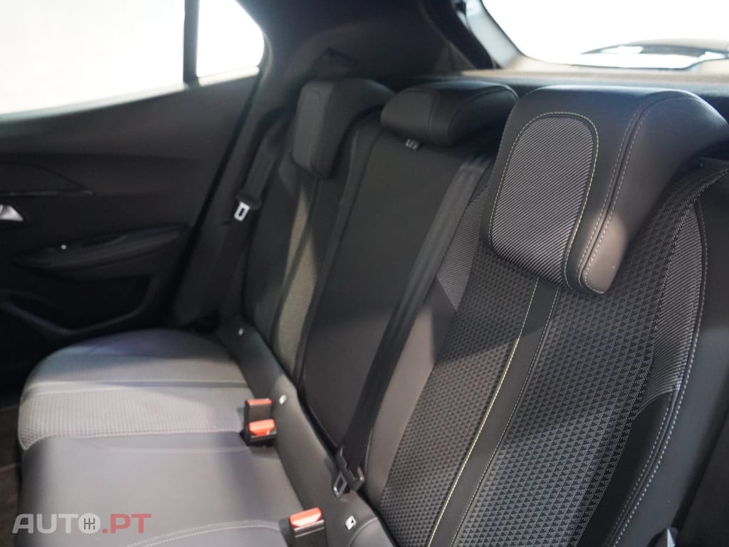 Peugeot 2008 1.2 PureTech GT Line