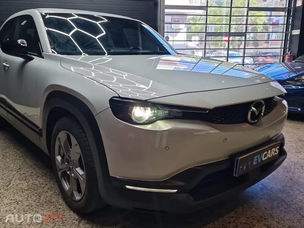 Mazda MX-30 e-SKYACTIV