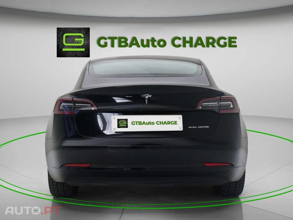 Tesla Model 3 Long Range AWD