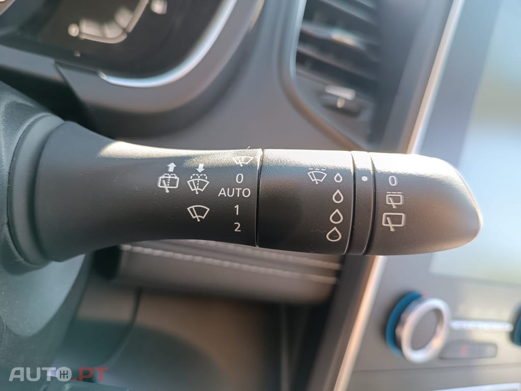 Renault Grand Scénic 1.7dCi Intens Hybrid Assist SS