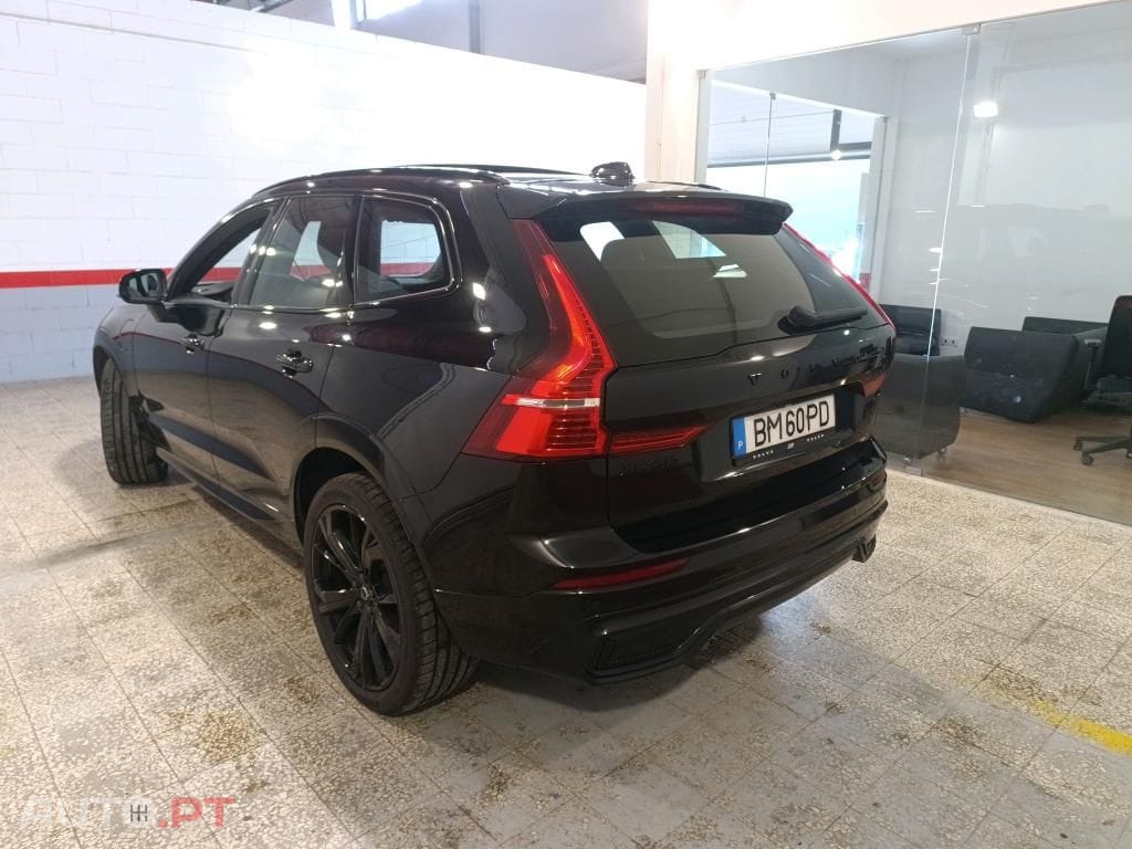 Volvo XC60 2.0 T6 PHEV Black Edition AWD