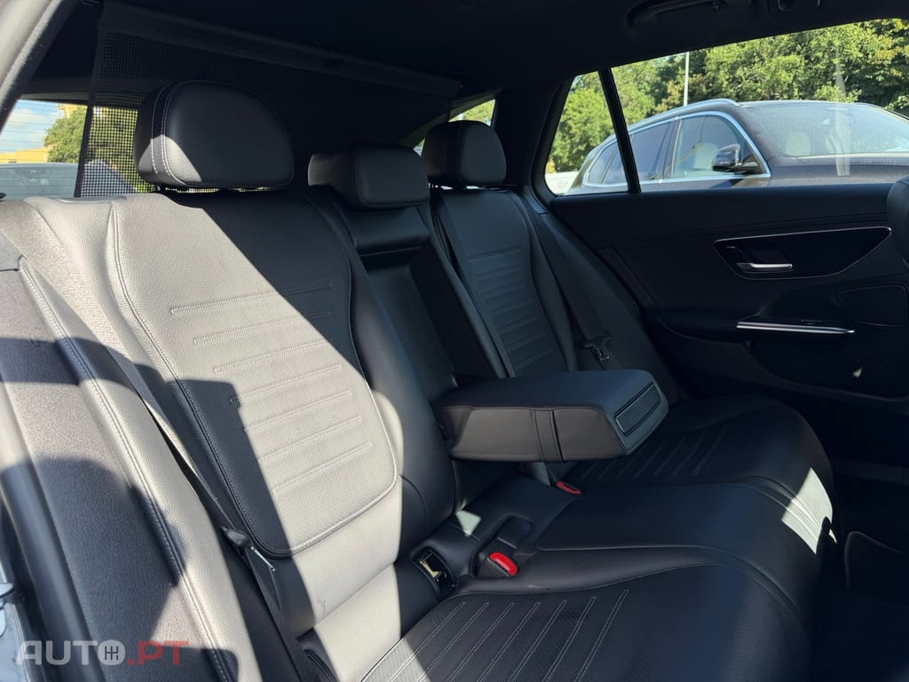Mercedes-Benz C 300 e AMG Line