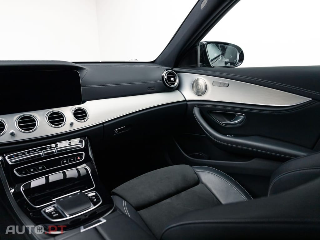 Mercedes-Benz E 300 e AMG Line