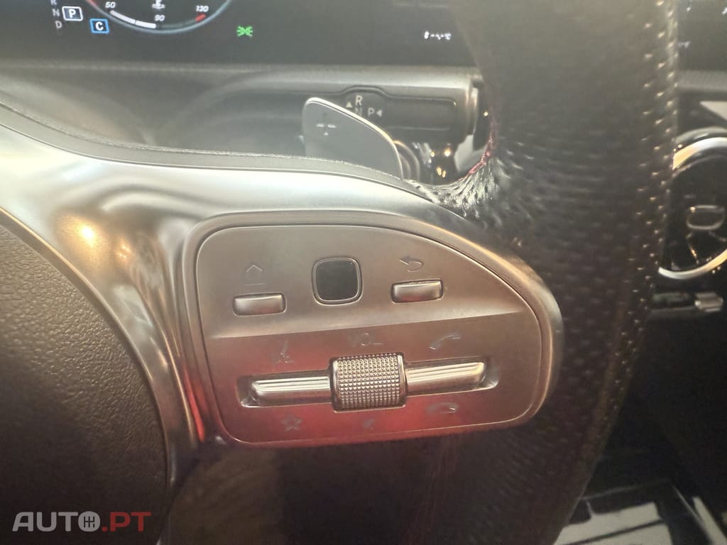 Mercedes-Benz CLA 180 d Shooting Brake AMG Line Aut.