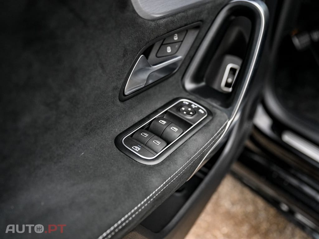 Mercedes-Benz CLA 250 e AMG Line