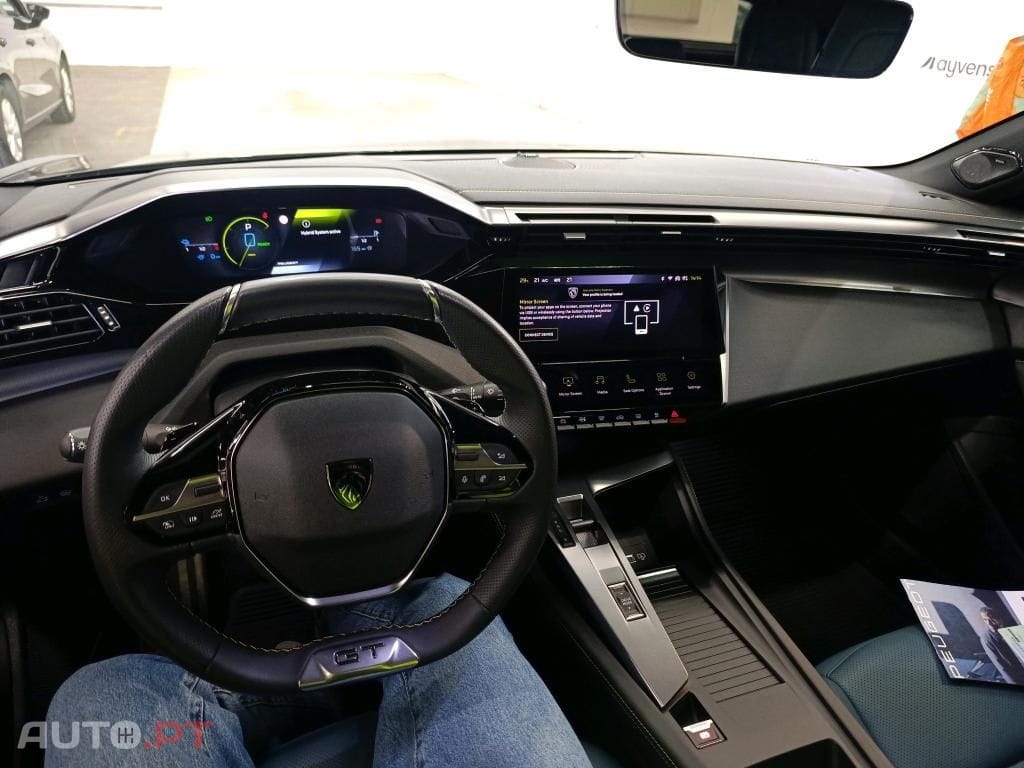 Peugeot 408 1.6 Hybrid GT e-EAT8
