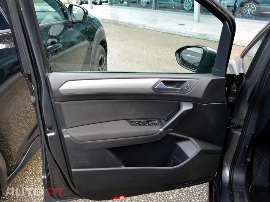 Volkswagen Touran 1.6 TDI Confortline