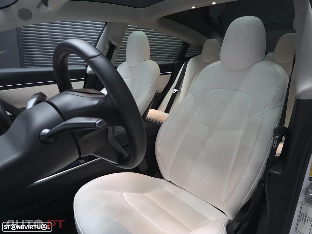 Tesla Model 3 Standard Range Plus RWD