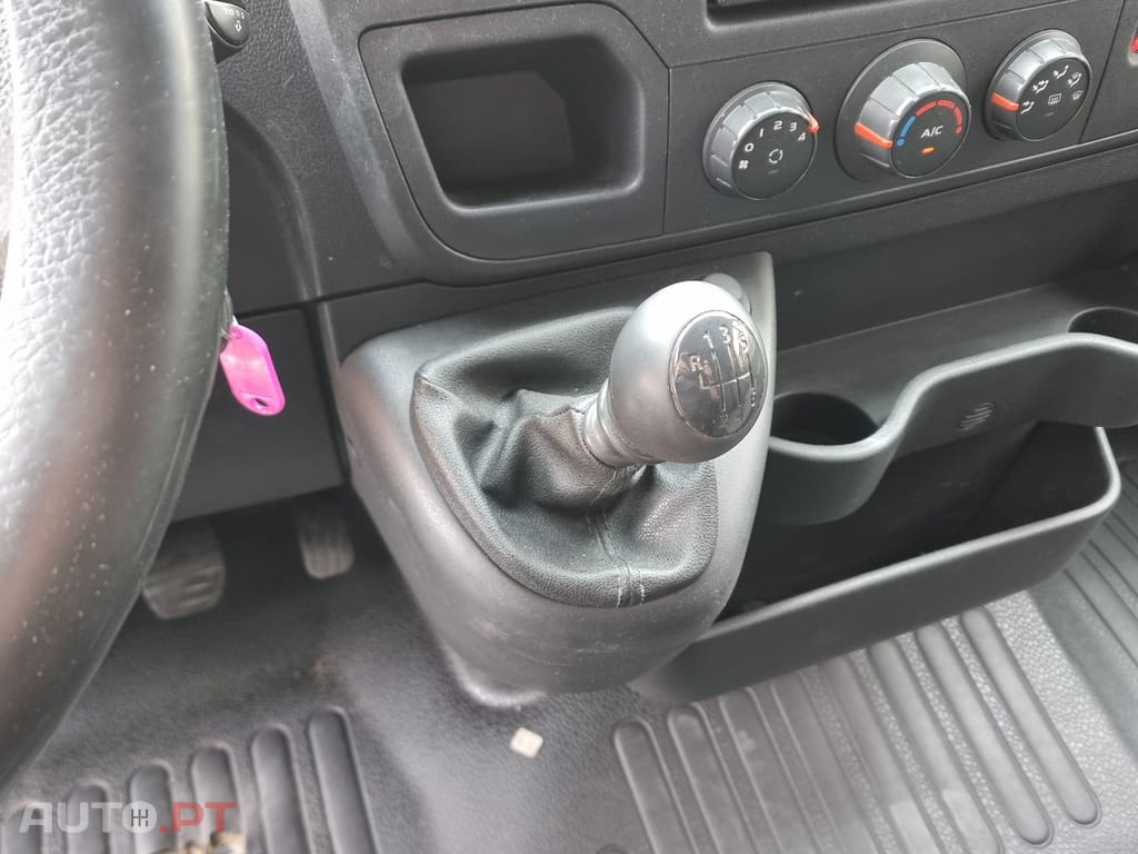 Renault Master 2.3 dCi L2H2 3.5T