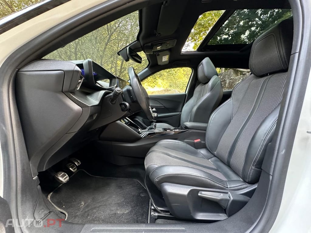 Peugeot 2008 1.2 PureTech GT Line