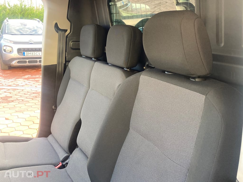 Peugeot Partner 1.5 BlueHDi Asphalt Longa EAT8