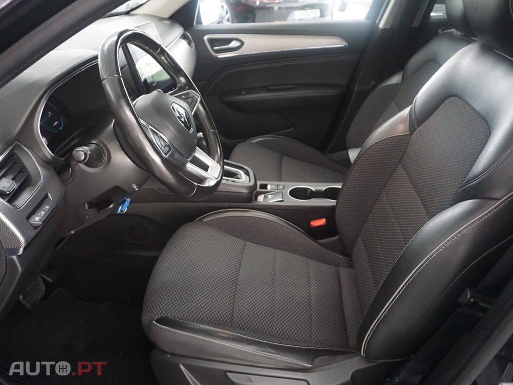 Renault Arkana 1.6 E-Tech Intens