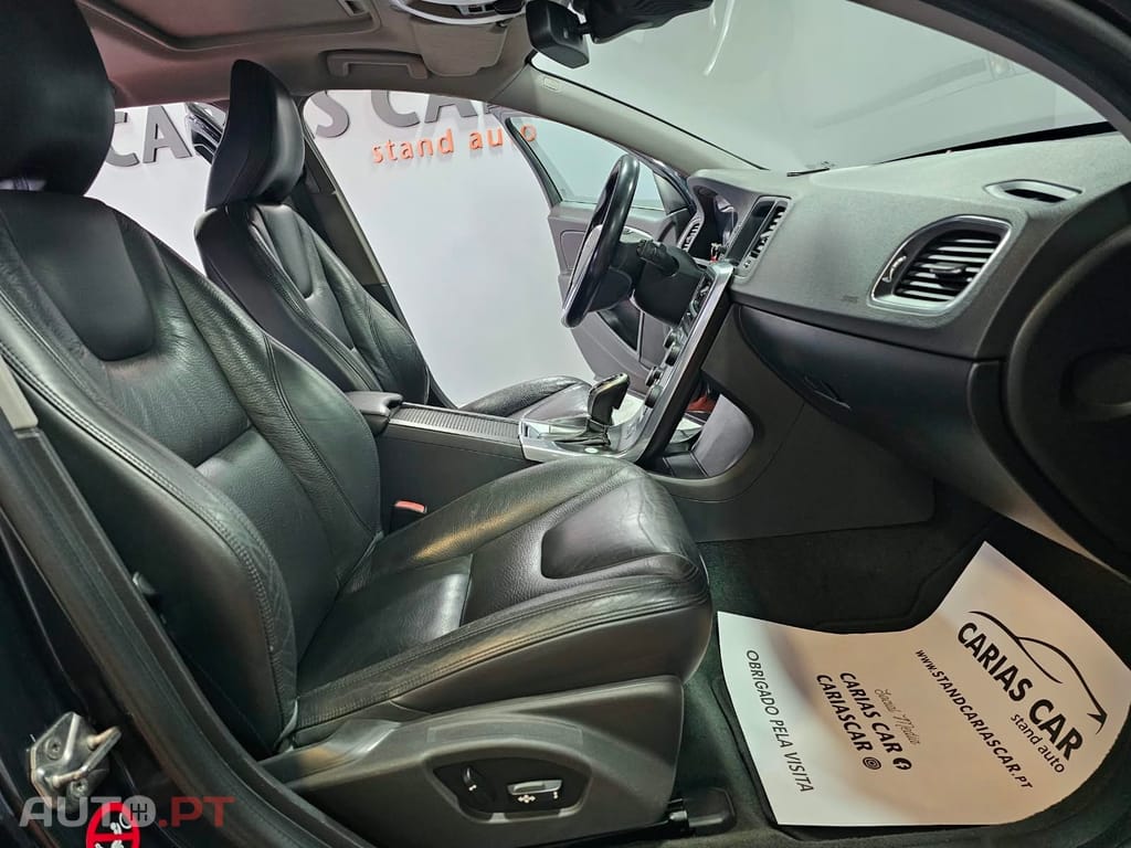 Volvo V60 2.4 D6 Summum AWD Phev