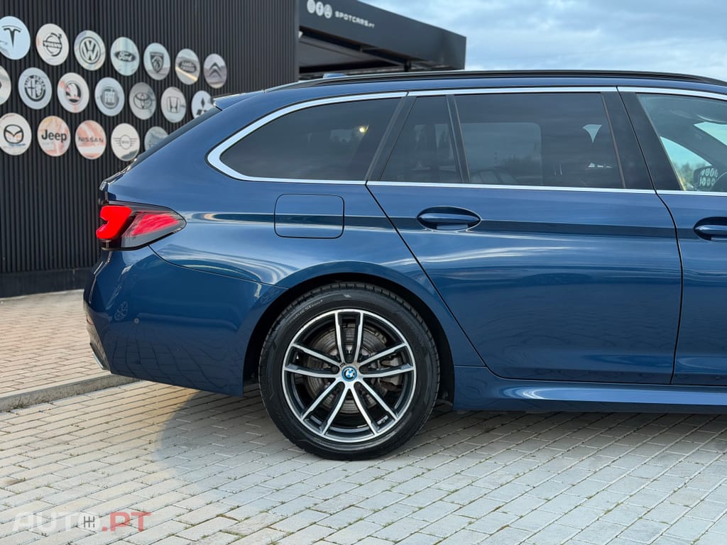 BMW 530 e Pack Desportivo M
