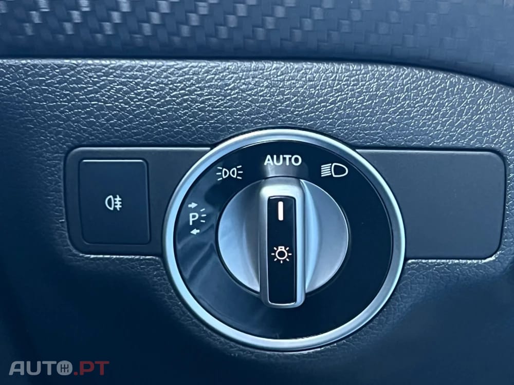 Mercedes-Benz A 180 d AMG Line