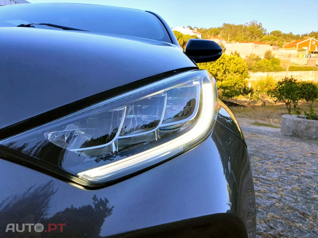 Toyota Yaris 1.5 VVT-i Hybrid Dynamic Force Luxury