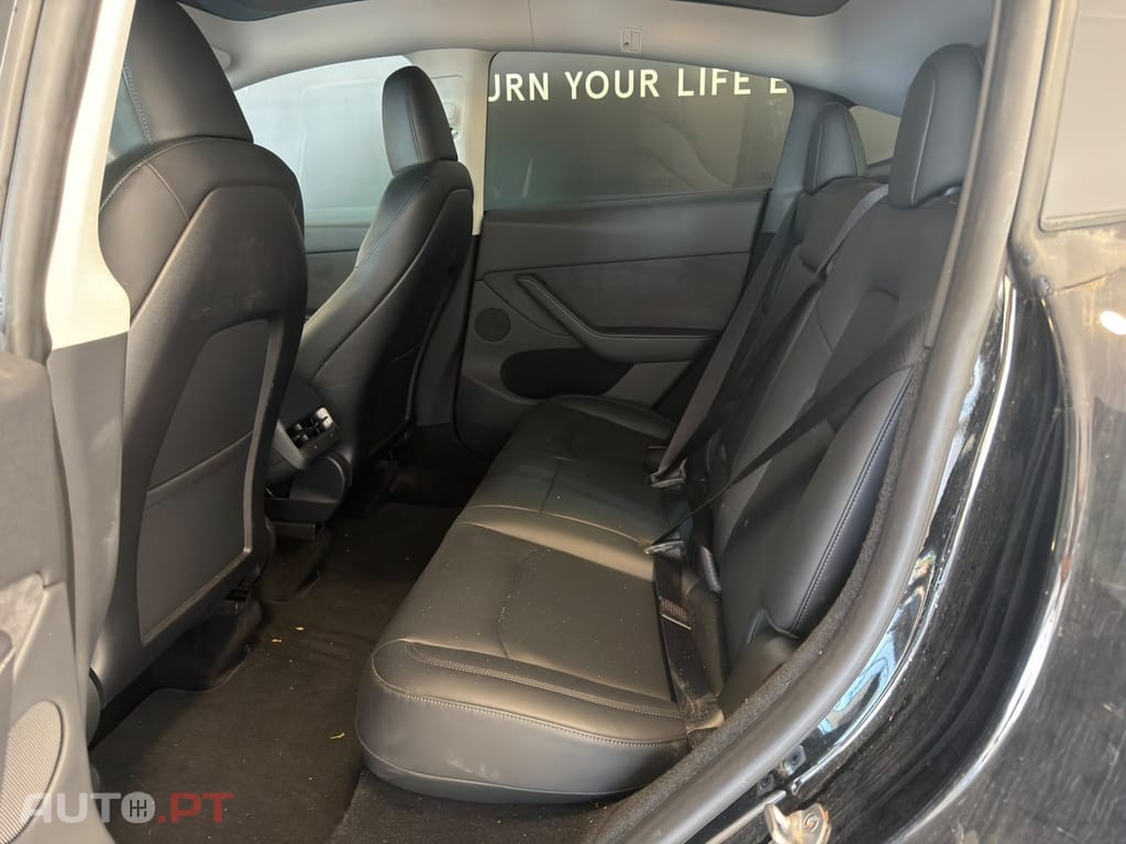 Tesla Model Y Tração Traseira
