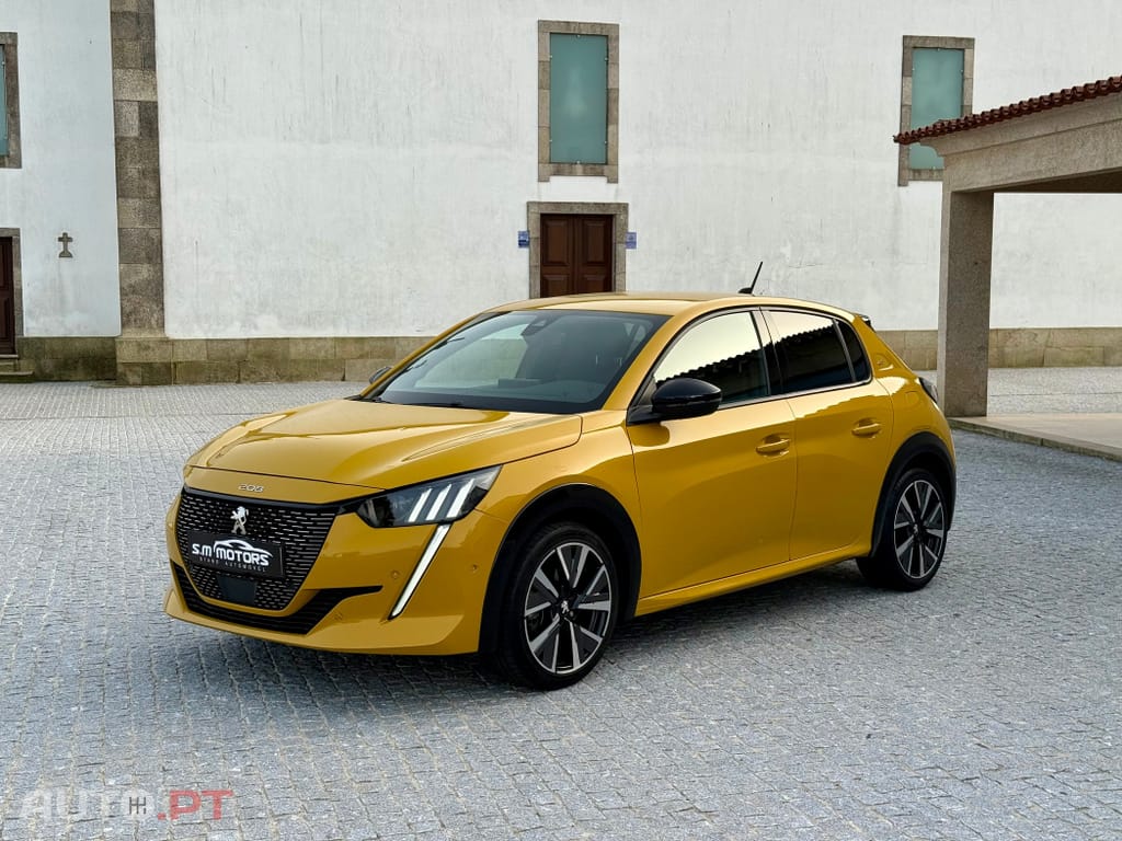 Peugeot 208 1.2 PureTech GT