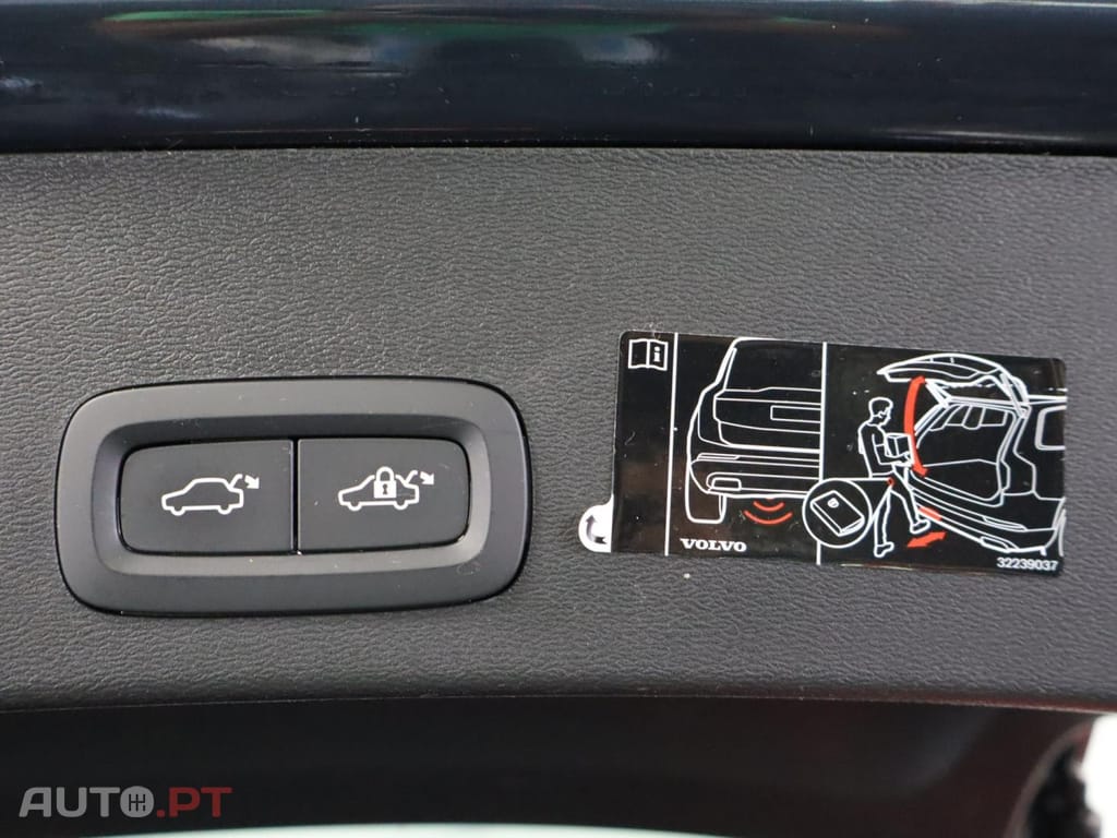 Volvo XC40 1.5 T4 PHEV Inscription