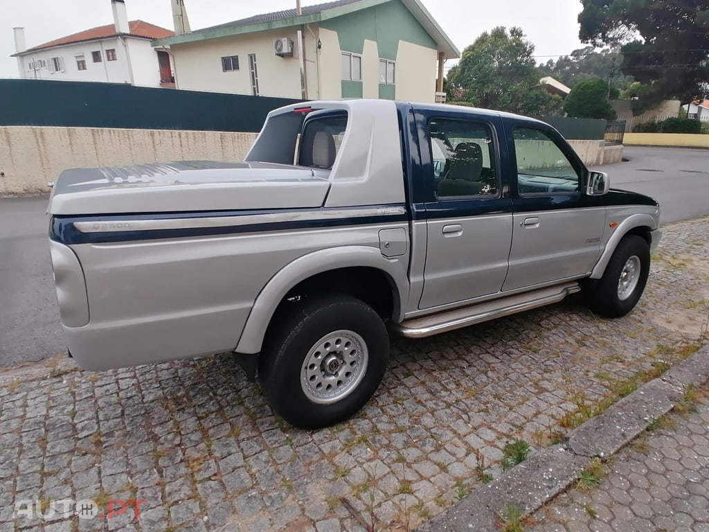 Mazda B2500 Limited edition