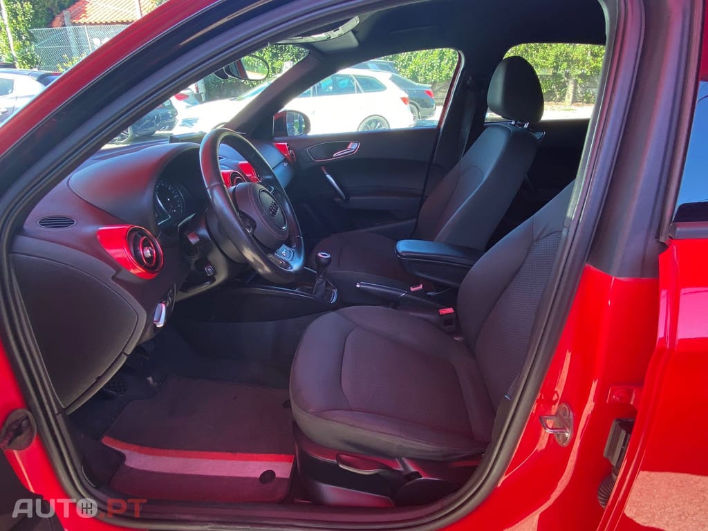 Audi A1 1.6 TDi S-line