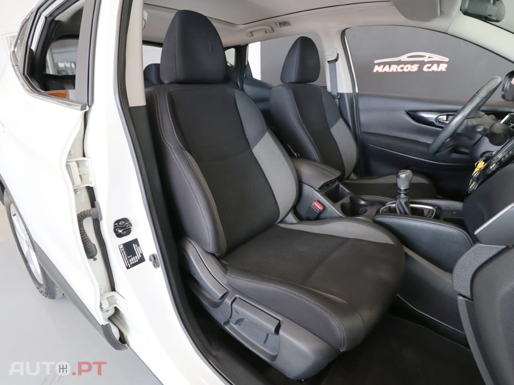 Nissan Qashqai 1.5 dCi Acenta Connect