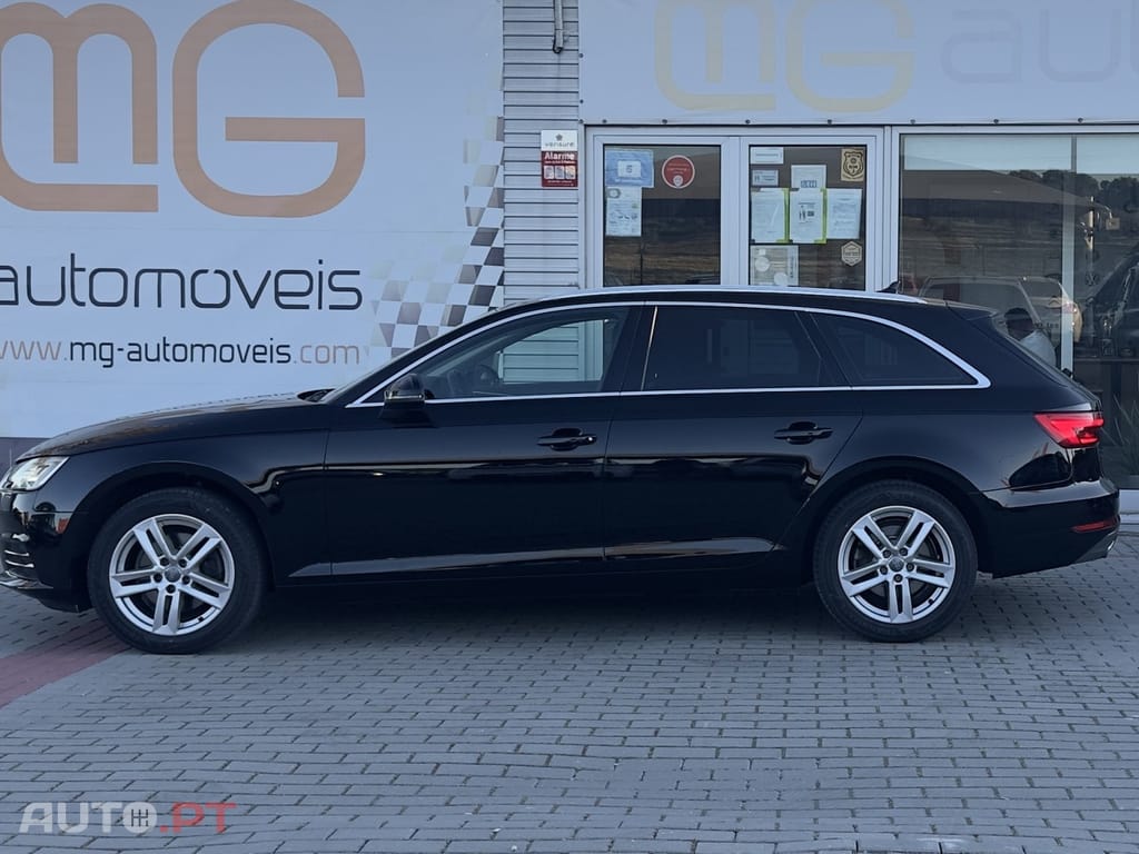 Audi A4 Avant 2.0 TDi S-Line Matrix