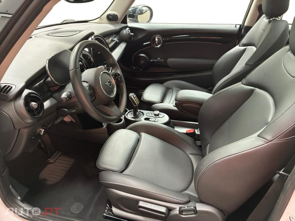 MINI Electric Cooper SE Premium Plus Edition