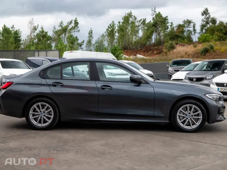 BMW 330 e Corporate Edition Auto — fotografia 10