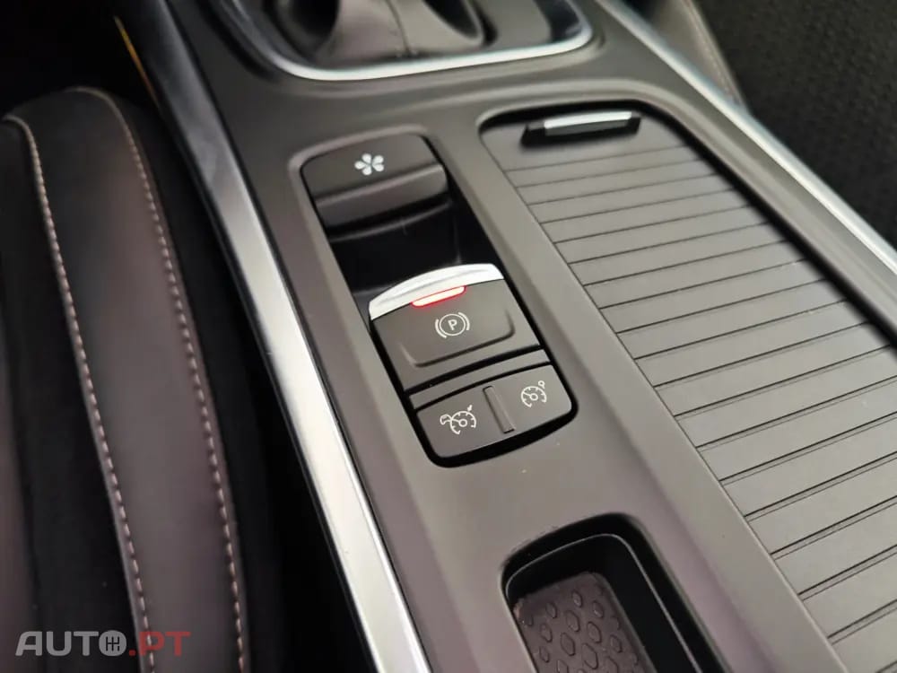 Renault Mégane ENERGY TCe 130 EDC INTENS