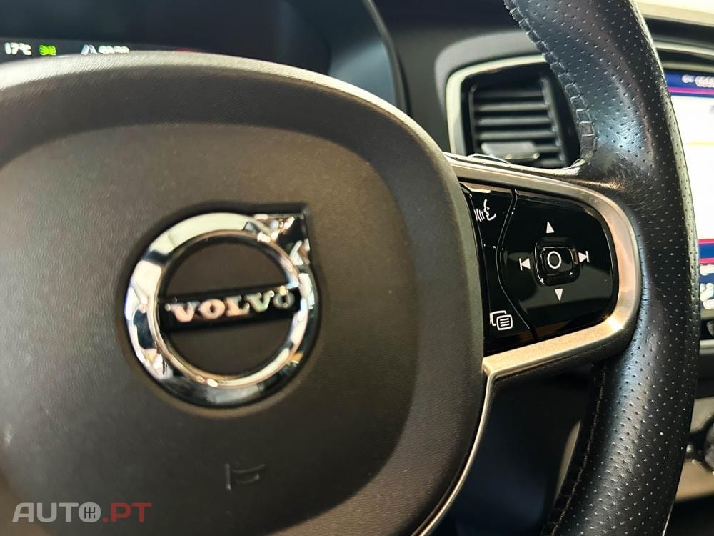 Volvo XC90 T8 AWD Twin Engine Geartronic Inscription