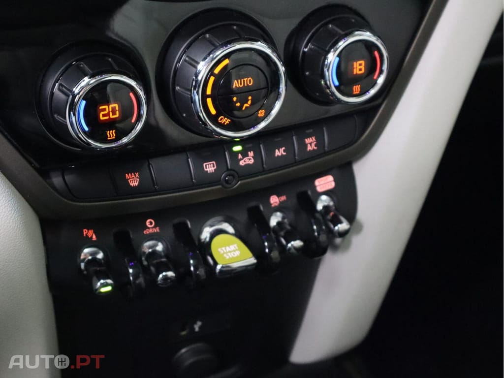 MINI Countryman Cooper S E ALL4 Auto