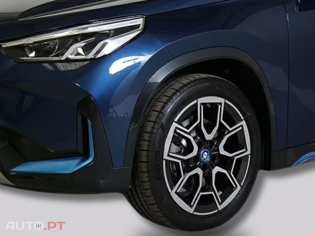 BMW iX1 I.V.A DEDUTÍVEL xDr. 30 xLine
