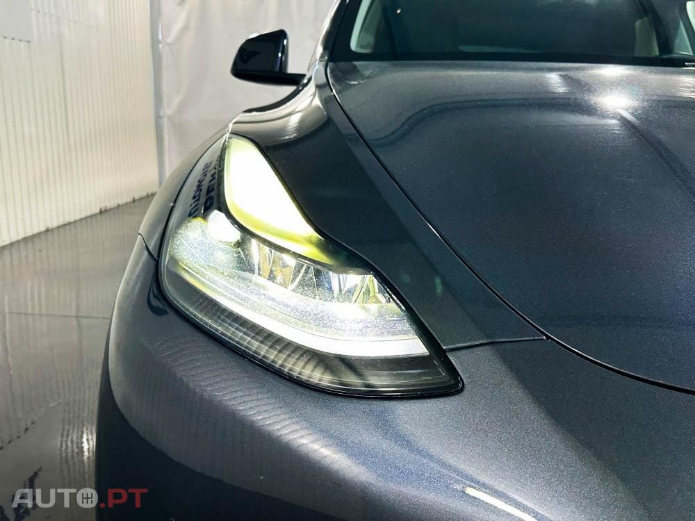 Tesla Model Y Long Range Dual Motor AWD