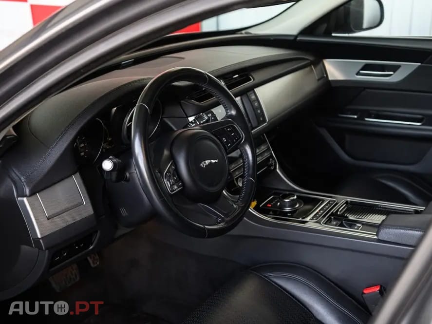 Jaguar XF 2.0 D R-Sport Aut.