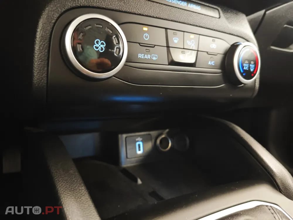 Ford Focus SW 1.0 EcoBoost MHEV Connected