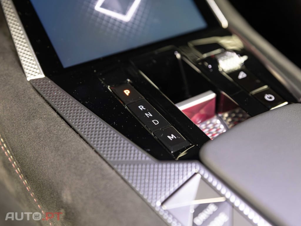 DS DS4 PureTech 130 PERFORMANCE LINE+