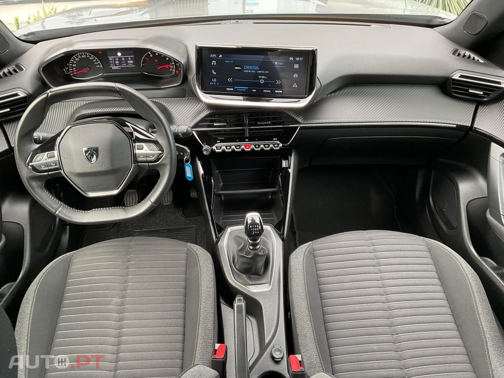Peugeot 2008 1.2 PureTech Active Pack