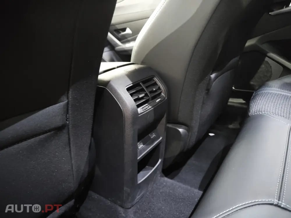 Peugeot 308 SW 1.2 PureTech Allure EAT8