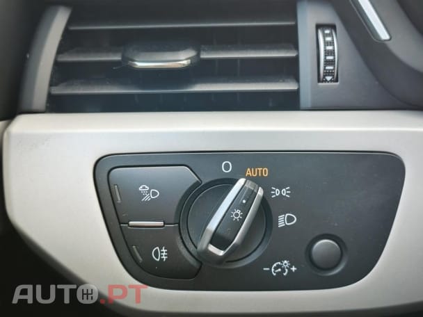 Audi A4 Avant 30 TDI S tronic