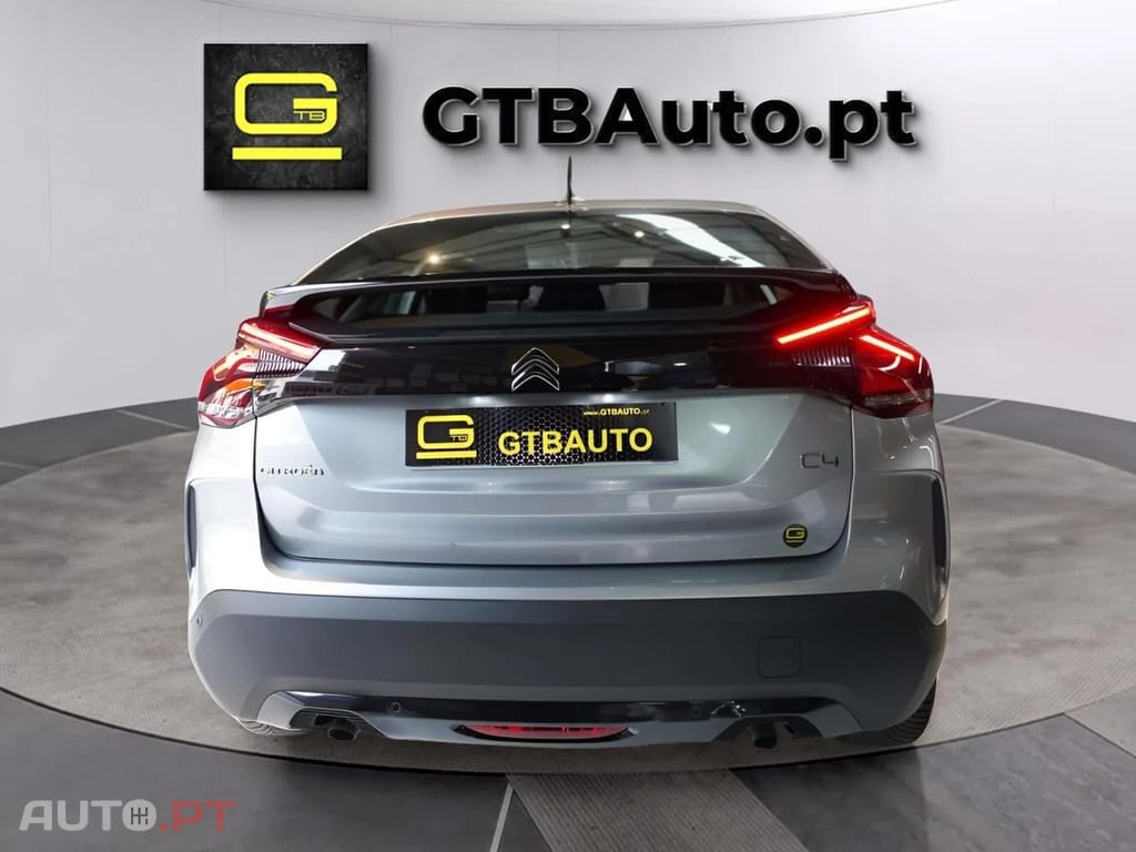 Citroen C4 1.2i Feel EAT8