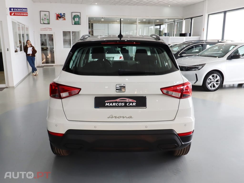 SEAT Arona 1.0 TSI Style — fotografia 6