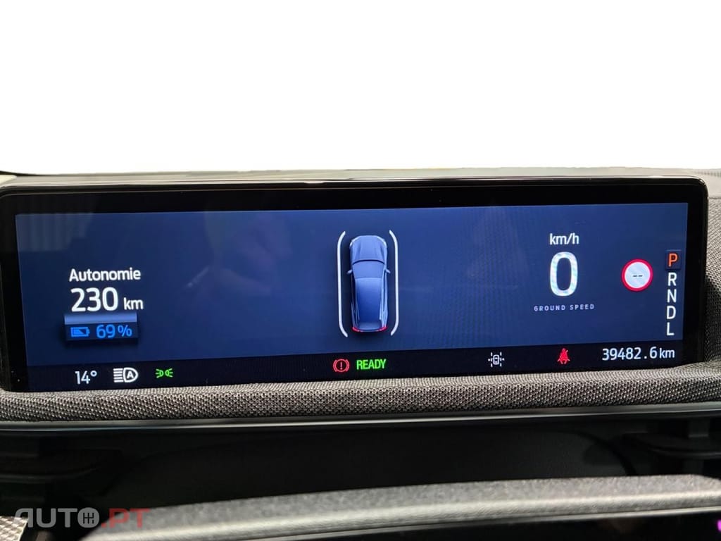 Ford Mustang Mach-E Standard Range